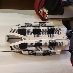 Houndstooth cardigan 2x
